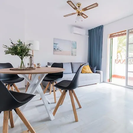 Lovely 2 Bedroom W/ Large Garden + Pools * Benalmadena
